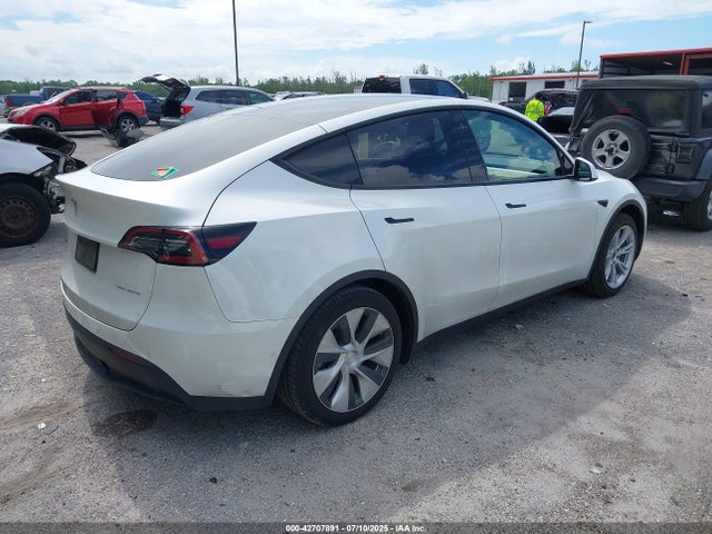 2022 TESLA MODEL Y 7SAYGAEE9NF429450 Photo 3