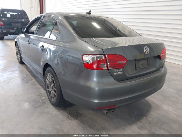 Volkswagen 2014 2014 3VWLL7AJ9EM374323 Image 3