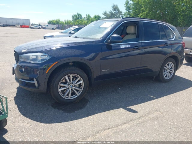 BMW X5 2016 5UXKR0C57G0P12858 Image 2