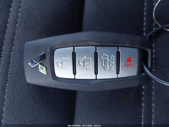 2025 MITSUBISHI OUTLANDER JA4J4VA80SZ017125 Photo 10