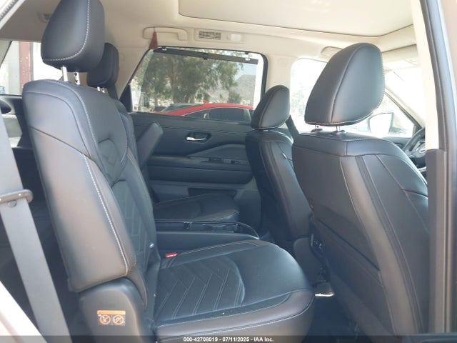5N1DR3DH3PC201078 Nissan Pathfinder