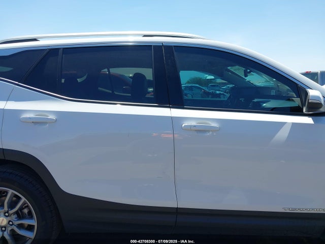 3GKALPEV7NL228083 GMC lyx