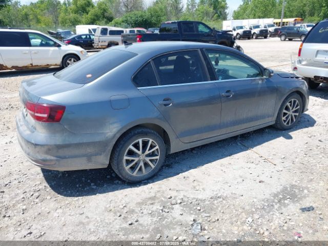 2017 VOLKSWAGEN JETTA 3VWB67AJ0HM350564 Photo 3