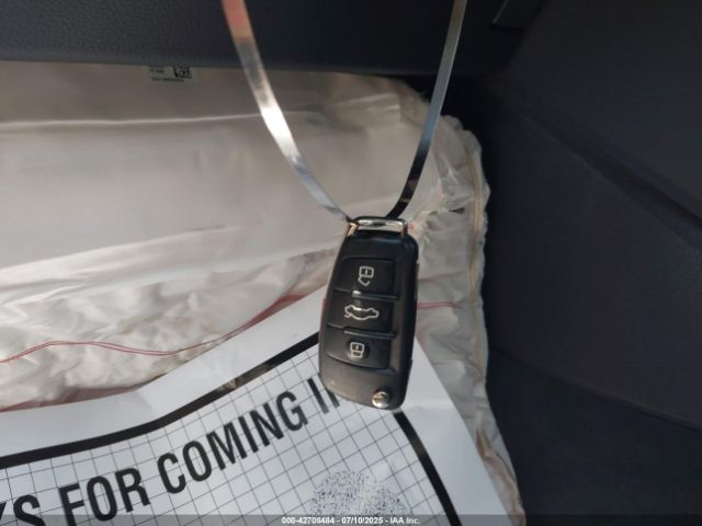 2020 AUDI Q3 WA1EECF35L1103742 Photo 10