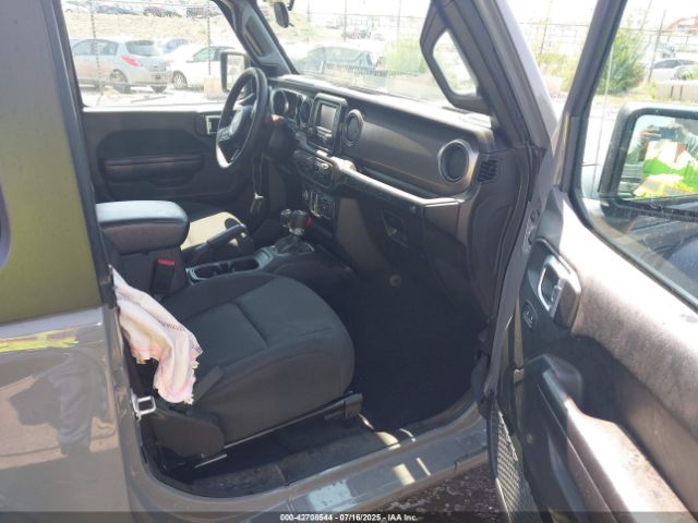 2021 JEEP WRANGLER 1C4GJXAN8MW756497 Photo 4