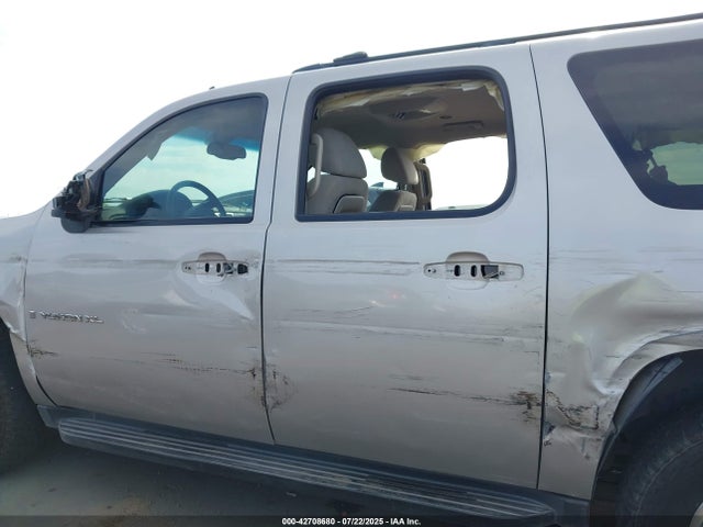 42708680 :رقم المزاد ، 1GKFC16088R172903 vin ، 2008 Gmc Yukon Xl 1500 Sle مزاد بيع