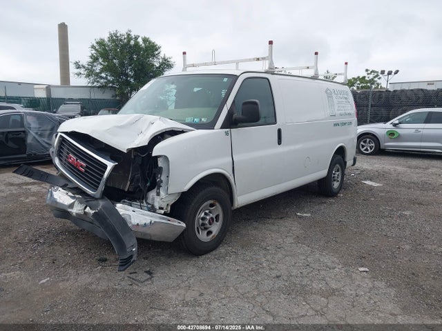 GMC l20 - flex fuel(gas/ethanol), iron 2014 1GTW7FCA9E1912589 Image 2