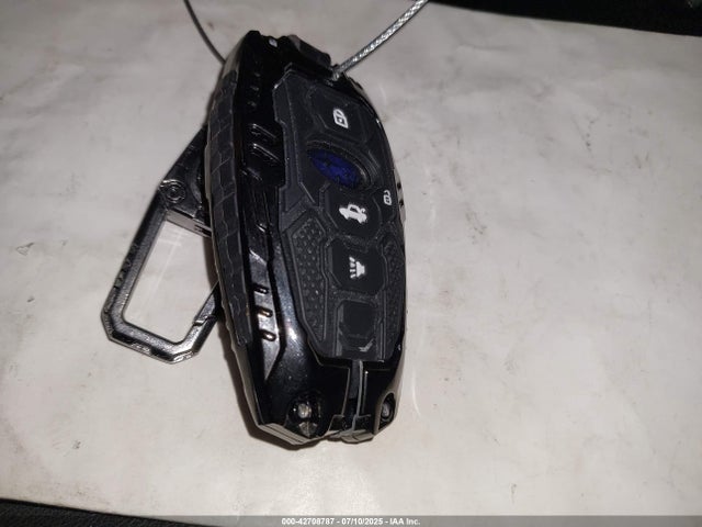 Subaru naturally aspirated 2016 JF2GPANC6G8326742 Image 11