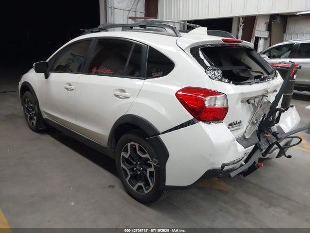 Subaru naturally aspirated 2016 JF2GPANC6G8326742 Image 3