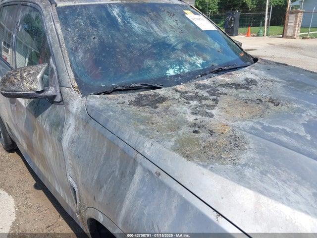 5YMKT6C50F0C89202 BMW 2015