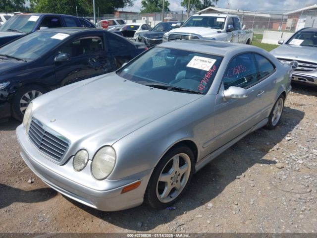 2002 MERCEDES-BENZ CLK 430 WDBLJ70G22T113335 Photo 1