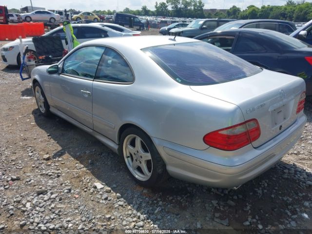 2002 MERCEDES-BENZ CLK 430 WDBLJ70G22T113335 Photo 2