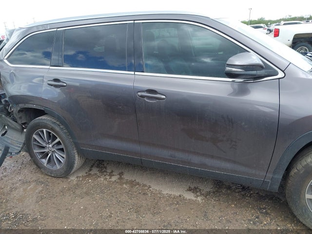 5TDKZRFH8KS303835 Toyota 2gr-fks