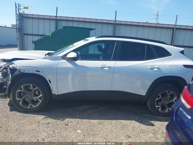 KL77LHEP1SC148943 Chevrolet lbp
