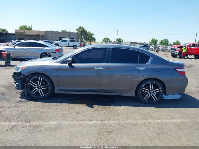 1HGCR2F14HA213992 Honda k24w1