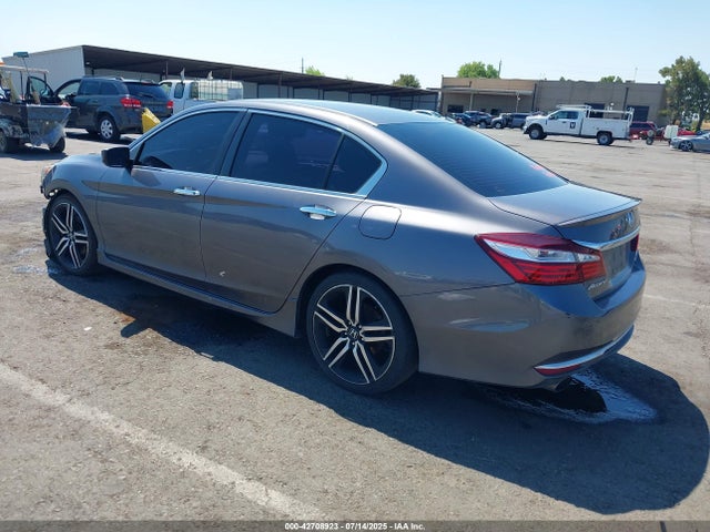 1HGCR2F14HA213992 Honda k24w1