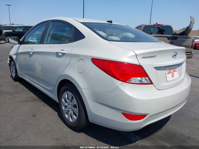KMHCT4AE1HU205607 Hyundai 2017
