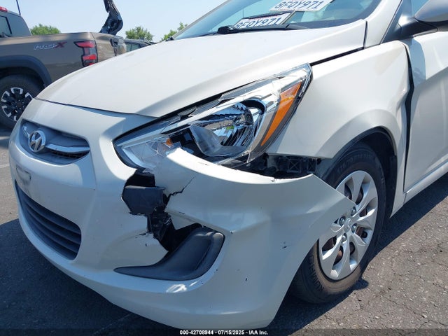 KMHCT4AE1HU205607 Hyundai 2017