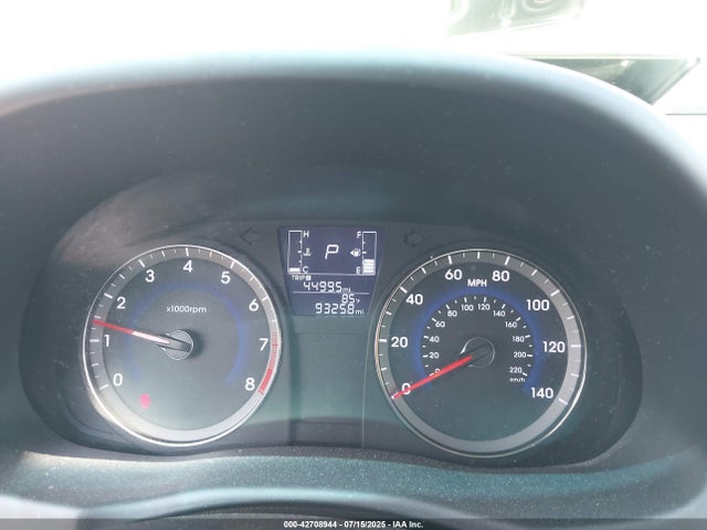 KMHCT4AE1HU205607 Hyundai 2017