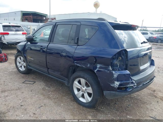 2016 JEEP COMPASS 1C4NJDBB1GD686786 Photo 2