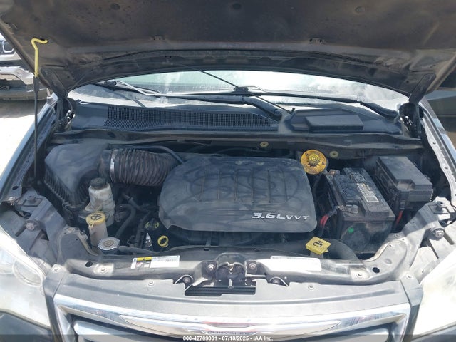 Chrysler 2016 2016 2C4RC1BG9GR148002 Image 10