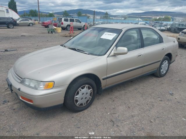1995 HONDA ACCORD JHMCD5637SC033156 Photo 1