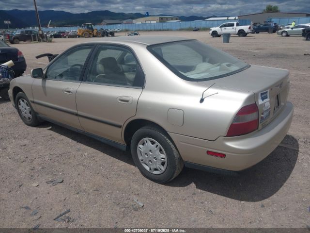 1995 HONDA ACCORD JHMCD5637SC033156 Photo 2