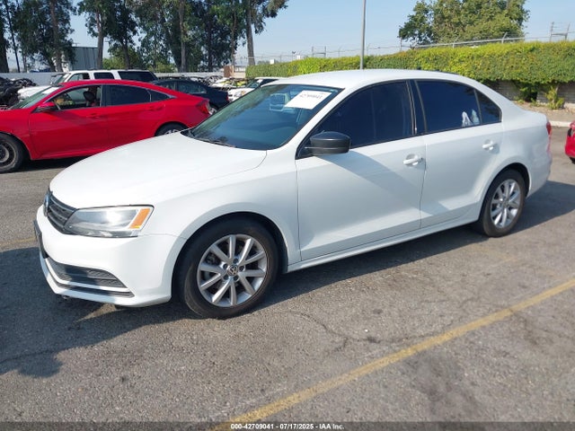 3VWD17AJ5FM258354 Volkswagen 2015