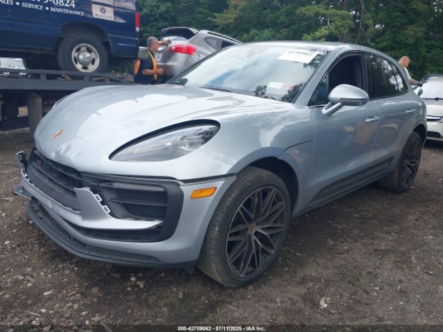 2022 PORSCHE MACAN WP1AA2A50NLB02183 Photo 1