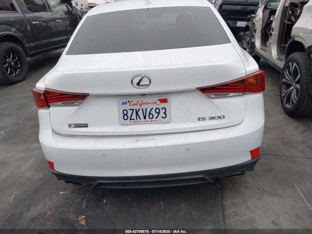 Lexus 8ar-fts 2019 JTHBA1D28K5087710 Image 17