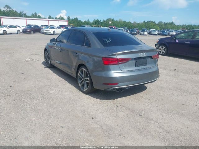 2017 AUDI A3 WAUAUGFF7H1056291 Photo 2