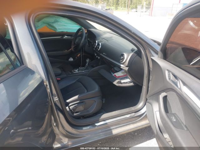 2017 AUDI A3 WAUAUGFF7H1056291 Photo 4