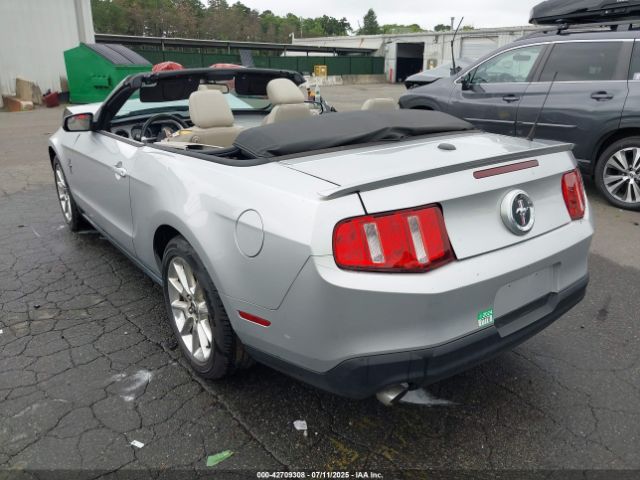 2011 FORD MUSTANG 1ZVBP8EM9B5121479 Photo 2