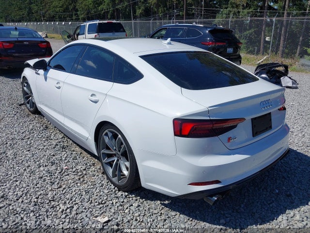 WAUC4CF52KA072298 Audi 2019