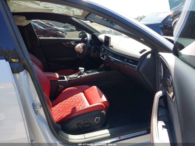 WAUC4CF52KA072298 Audi 2019