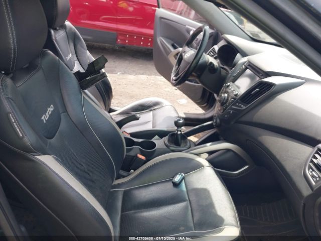 2015 HYUNDAI VELOSTER KMHTC6AE5FU228381 Photo 4