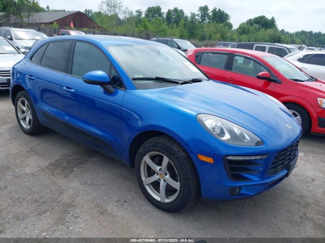 2017 PORSCHE MACAN WP1AA2A57HLB01925 Photo 0