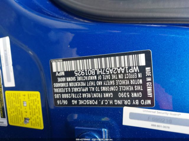 2017 PORSCHE MACAN WP1AA2A57HLB01925 Photo 8