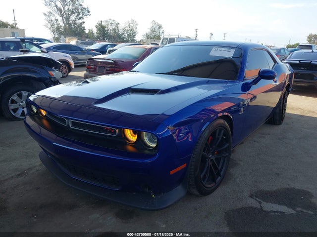 2C3CDZFJ0JH288383 Dodge Challenger