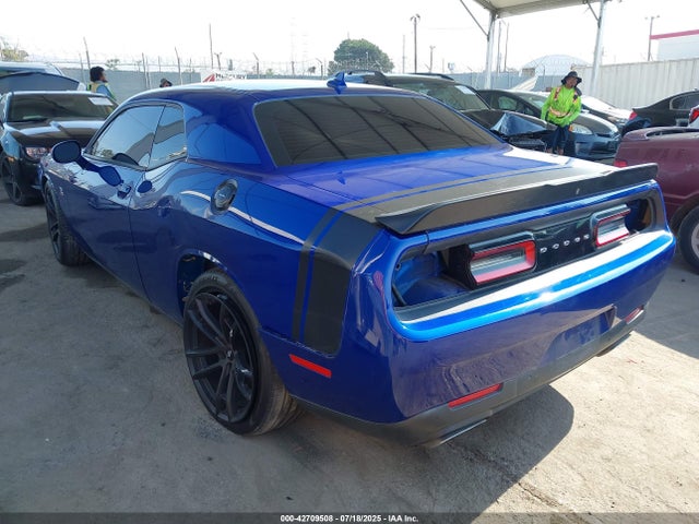 2C3CDZFJ0JH288383 Dodge Challenger