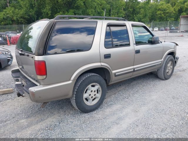 2000 CHEVROLET BLAZER 1GNDT13W6Y2108340 Photo 3