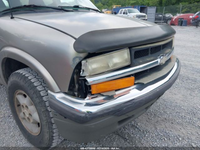 2000 CHEVROLET BLAZER 1GNDT13W6Y2108340 Photo 5