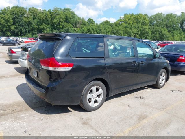 2011 TOYOTA SIENNA 5TDZK3DC4BS059334 Photo 3