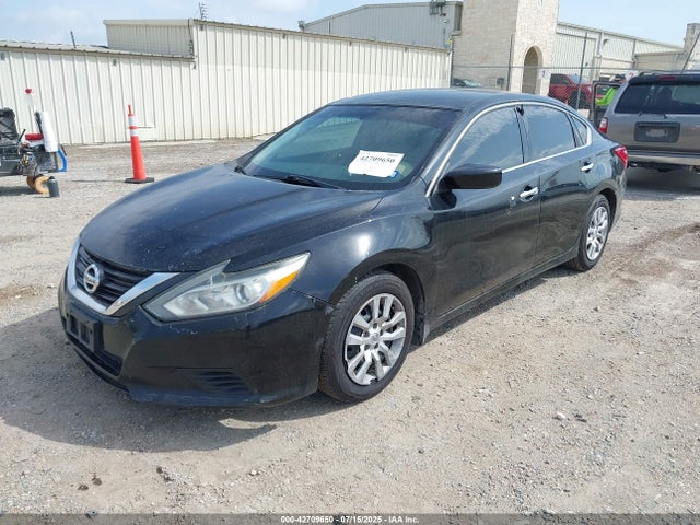 1N4AL3AP2GN389011 Nissan 2016