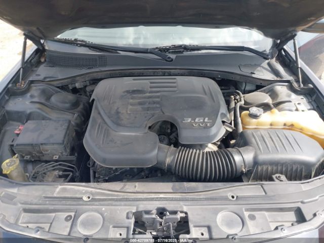 2016 CHRYSLER 300 2C3CCAAG7GH243255 Photo 9