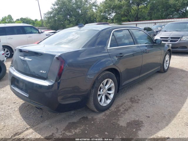 2016 CHRYSLER 300 2C3CCAAG7GH243255 Photo 3
