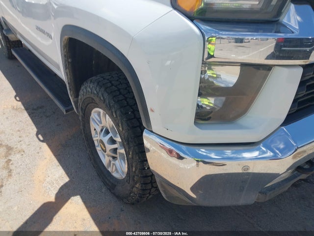 1GC4YNE70MF282852 Chevrolet l8t