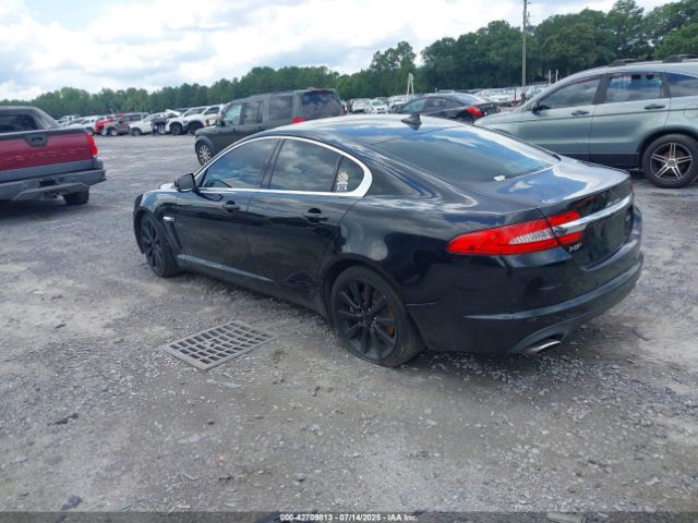 2014 JAGUAR XF SAJWA0EX1E8U30904 Photo 2