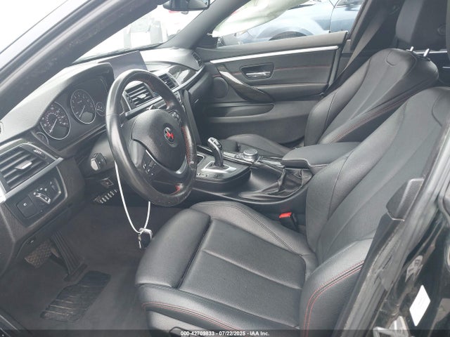 BMW 2018 2018 WBA4J1C54JBM11044 Image 5