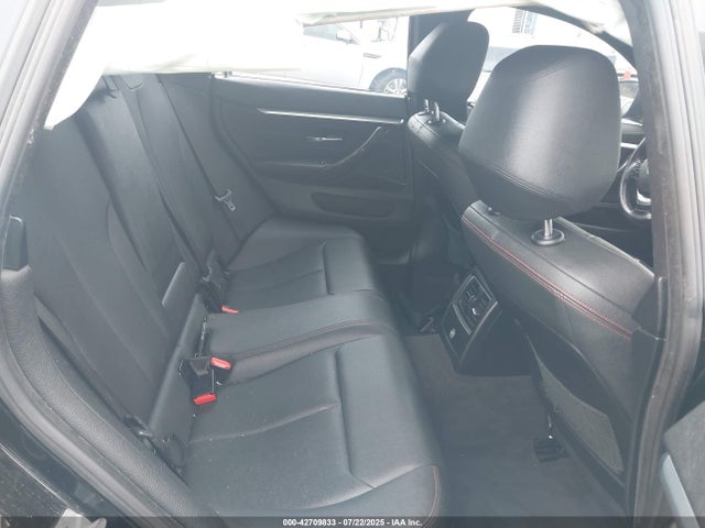 BMW 2018 2018 WBA4J1C54JBM11044 Image 8